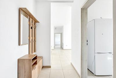 2 Camere | Etaj 2/3 | Apus Spectaculos | Central Giroc | Comision 0 - 10