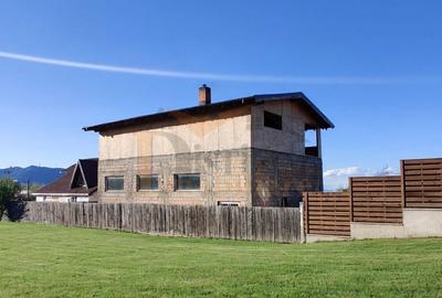 Oportunitate de investitie, 240 mp constructie, 318 mp teren, intrare in Sacele. - 3