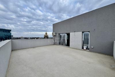 Penthouse cu 2 camere decomandat în Pipera
