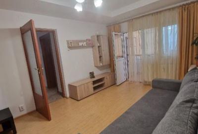 Apartament cu 2 camere decomandat în Titan
