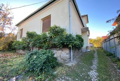 Casă individuală cu 4 camere în Calea Poplăcii