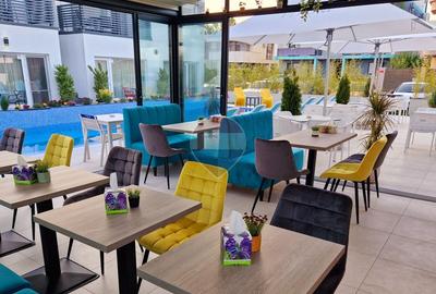 Complex cu piscina si terasa, de vanzare la 200 m de mare, Mamaia Nord - 2