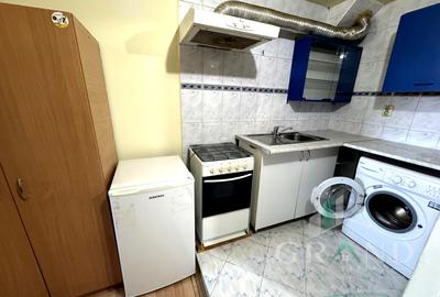 Garsonieră semidecomandată, mobilată în Mărăști