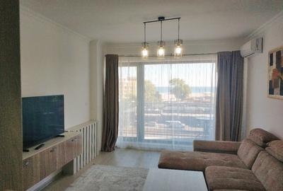 Apartament cu 2 camere decomandat, mobilat în Central
