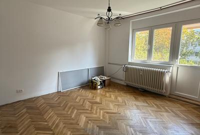 Apartament 2 camere decomandate Calea Bucuresti, Etaj 2, 57mp - 2