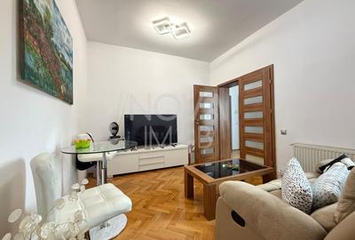 Apartament cu 2 camere semidecomandat, mobilat în Ultracentral