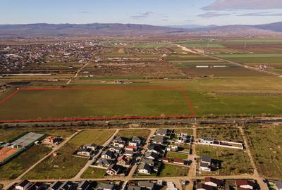 Proprietar vand teren INTRAVILAN, 69145mp, DNE85 cu acces direct la A7 - 3