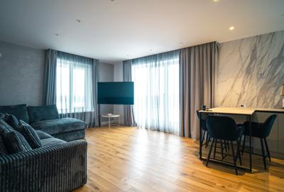 Penthouse cu 3 camere decomandat, mobilat în Pantelimon