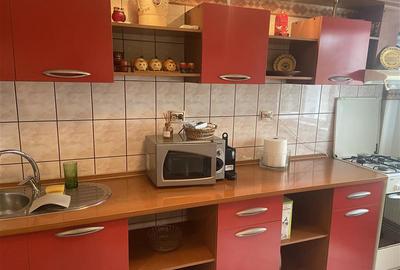 Apartament 3 camere , zona ultracentrala - Unitatea de Pompieri, renovat , mobil - 30