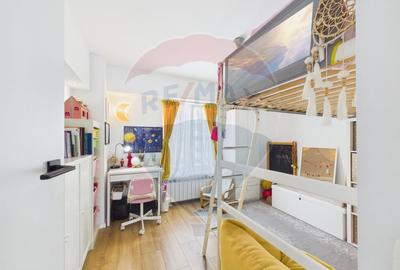 Apartament de vanzare, 3 camere ultra finisat,  Bd. Unirii - 13