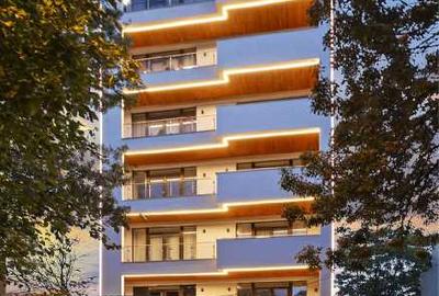 Spatiu pt restaurant - intr-un Hotel cu peste 4000+ recenzii - Central + Parcare - 1