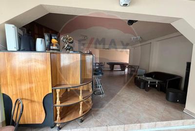 Casa si spatiu comercial (P+1 ) de vanzare - 4