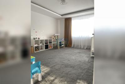 Apartament de vanzare str.Tărpiului - 8