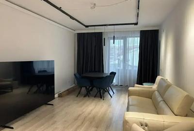 Apartament cu 3 camere decomandat, mobilat în Pipera