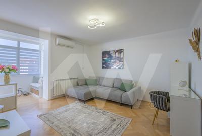 Apartament cu 2 camere semidecomandat, mobilat în Ultracentral