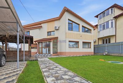 PALAZU MARE - Vilă 5 camere, teren pe colț cu priveliște la lac, curte - 2