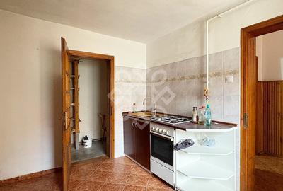 Casa si spatiu de productie in Iosia, teren 839 mp - 11