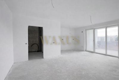 Apartament cu 3 camere semidecomandat în Mărăști