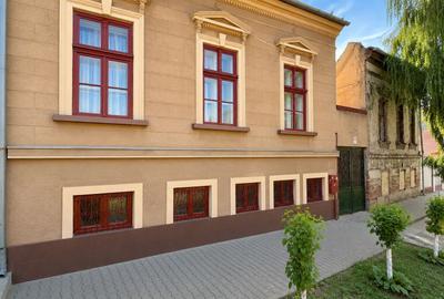 Casă D+P, zona Boul Roșu, pretabilă spații de cazare/birouri - 37