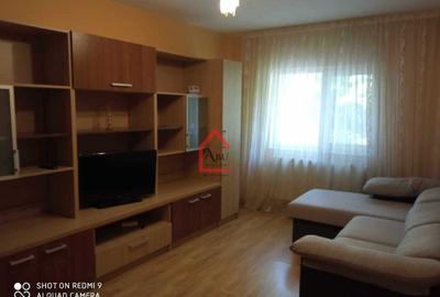 Apartament cu 2 camere decomandat, mobilat în Canta