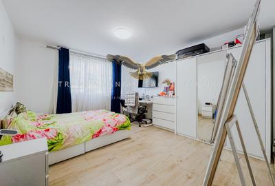 Apartament cu 2 camere decomandat, mobilat în Central