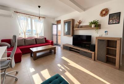 Dumbrăvița | 3 Camere | 76,6 mp | Grădină 46.5 mp | 2 Băi | Dressing | 2 Parcari - 4