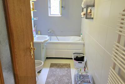 Vand apartament 4 camere decomandat  Deva, Ion Creanga (Al. Neptun), etaj 3 - 7
