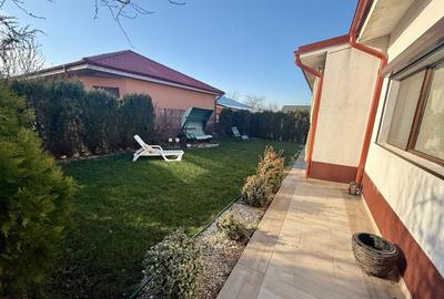 Casa moderna cu 4 camere, garaj 3 masini, curte amenajata – Valu lui Traian - 23