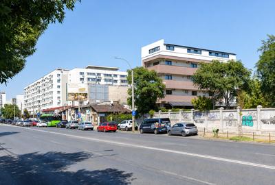 Clădire modernă, 800mp utili, lift, 5 niveluri, Grivița - 44