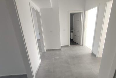 Apartament cu 3 camere decomandat în Păcurari