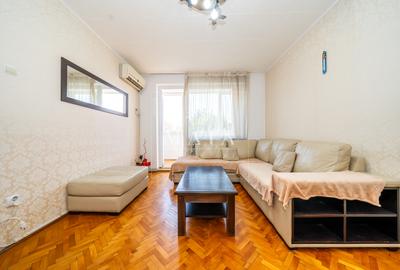 Apartament 3 camere, et 4, zona Centru - Politie - 1