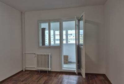 4 camere renovat , et 7/10, zona Colentina MC Donlad's - 10