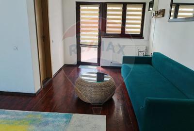 Apartament la casa de inchiriat! - 6
