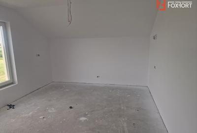 Casa cu 5 camere, 617 mp teren, Mosnita Veche - 9