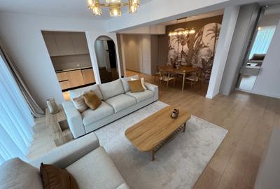 Apartament cu 4 camere decomandat, mobilat în Iancu Nicolae