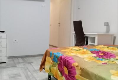 3 camere decomandate în Pajura | Etaj 1/3 | Parcare proprie | Centrală Vaillant - 5