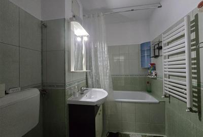 Apartament 2 camere de inchiriat etaj 1 zona Nord Bacau - 9