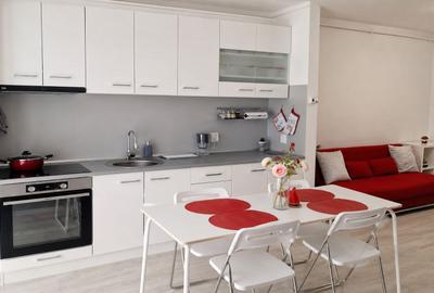 Apartament cu 3 camere decomandat, mobilat în Vest