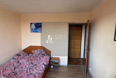 Apartament cu 3 camere decomandat în Apărătorii Patriei