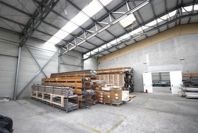 Proprietate pozitie exceptionala, teren 10,000 mp, deschidere DN1 36 ml, hala, b - 13