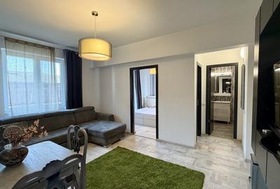Apartament cu 2 camere semidecomandat în Universitate