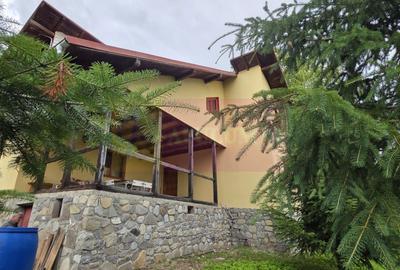 Cabana cu 5 camere de vanzare in Provita - 1
