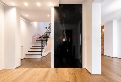 Casă modernă| Panoramă | Garaj | Semineu - 9