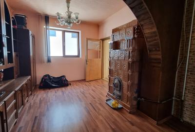 Parte de casa etaj 1 cu curte separata semicentral 87000 - 8