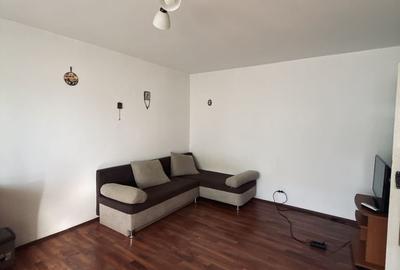 Apartament cu 2 camere semidecomandat, mobilat în Ștefan cel Mare