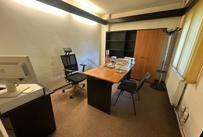 Apartament cu 4 camere decomandat în Moara de foc