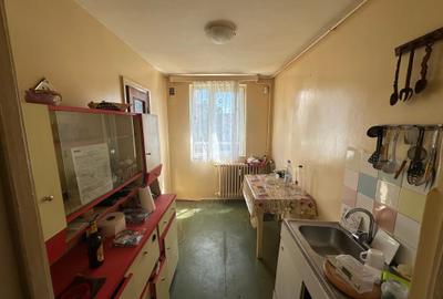 3 camere decomandat, lângă Parcul și Metroul Drumul Taberei - 3