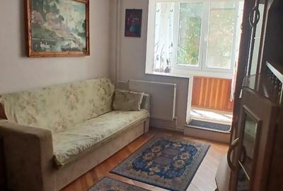 Apartament cu 2 camere semidecomandat în Girocului