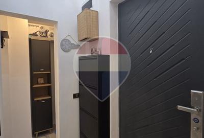 DE INCHIRIAT Apartament Ultra Central 2 camere - 23