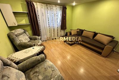 Apartament cu 2 camere semidecomandat, mobilat în Cetate